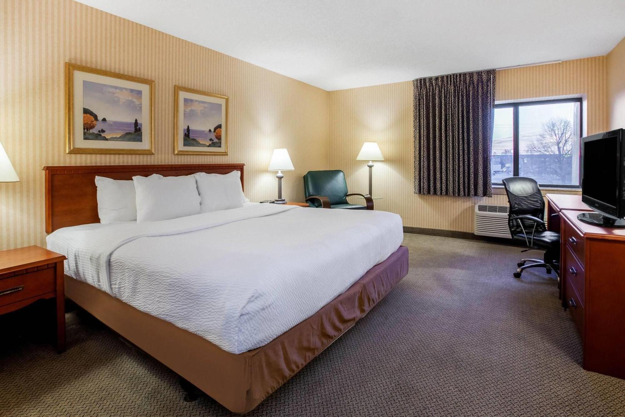 La Quinta Inn By Wyndham Detroit Southgate Zewnętrze zdjęcie